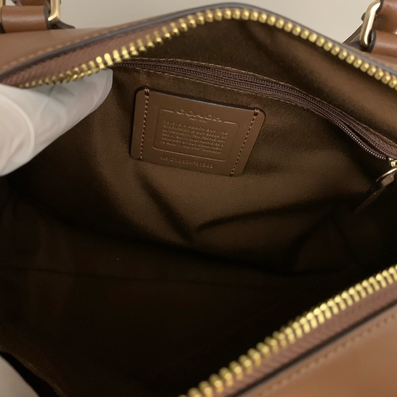 Coach purse “New w/ tags” SOLD - Picture 5 of 8
